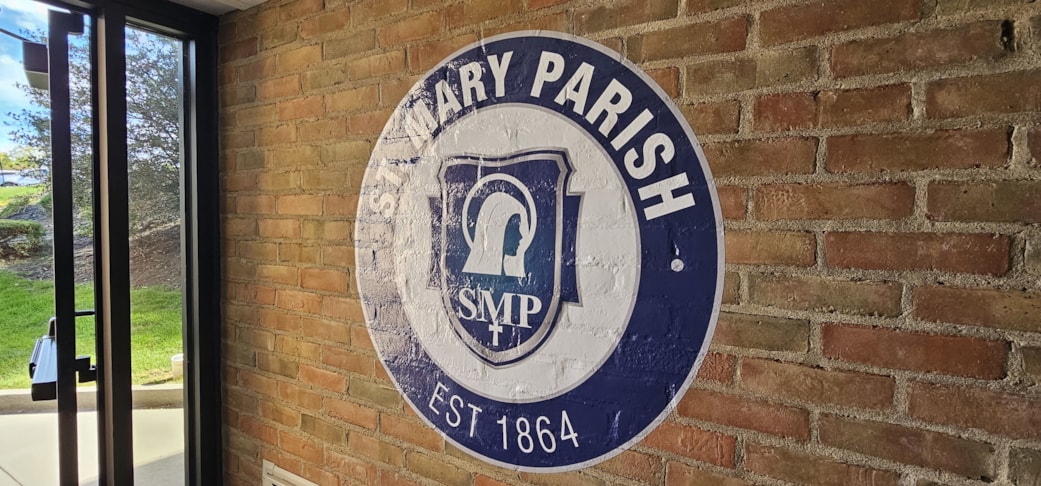 Wall Murals & Graphics