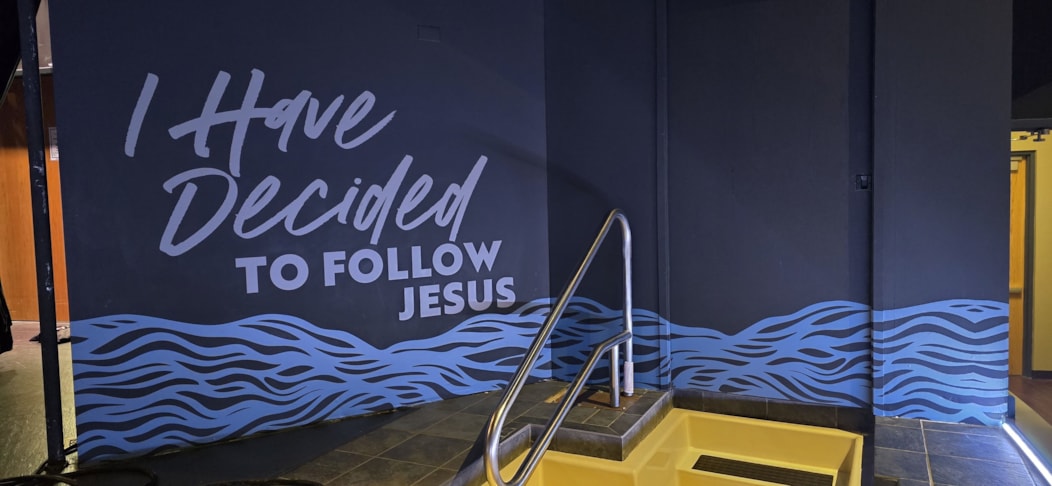 Wall Murals & Graphics