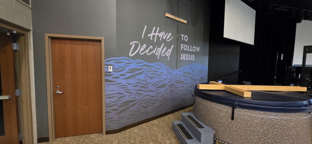 Wall Murals & Graphics