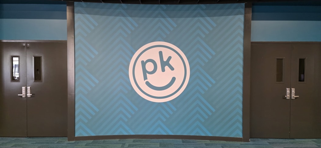 Wall Murals & Graphics