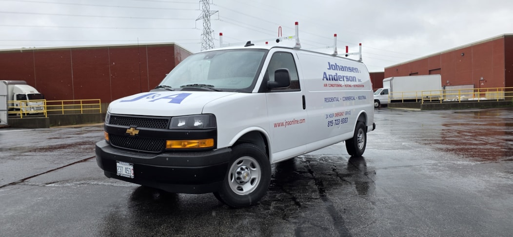 Wall Murals & Graphics