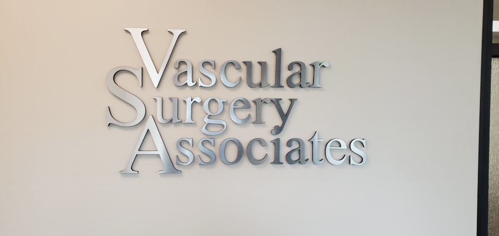 3D Signs & Dimensional Letters