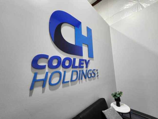 3D Signs & Dimensional Letters