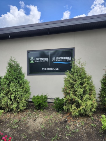 Custom Signs & Signage | Hospitality & Lodging