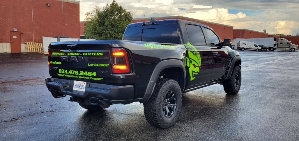 Vehicle Graphics & Lettering