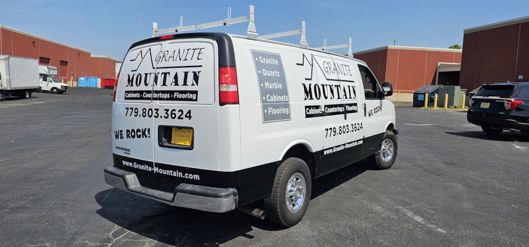 Vehicle Graphics & Lettering