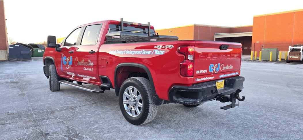 Vehicle Graphics & Lettering