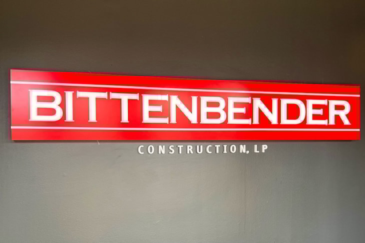 Edgelit and Backlit Signs