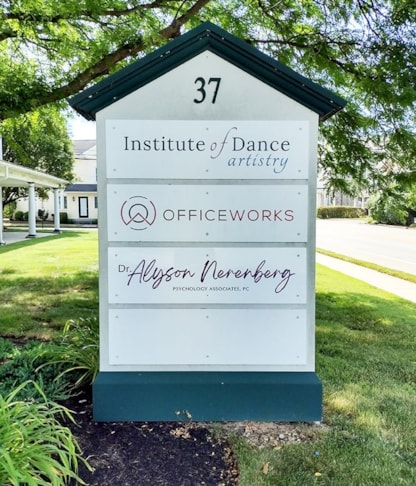 Monument Signs | Healthcare