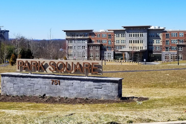 Monument Signs | Hospitality & Lodging