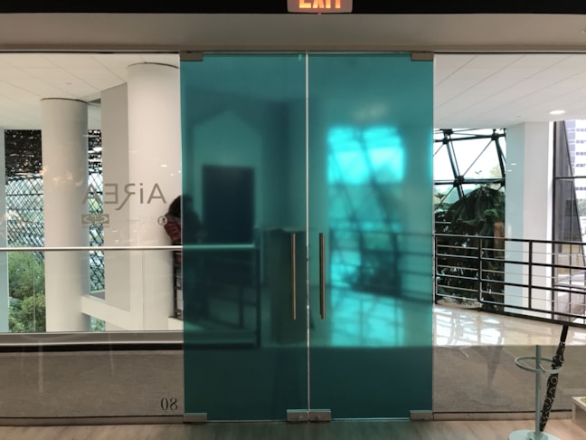 Window Decals, Signage & Graphics