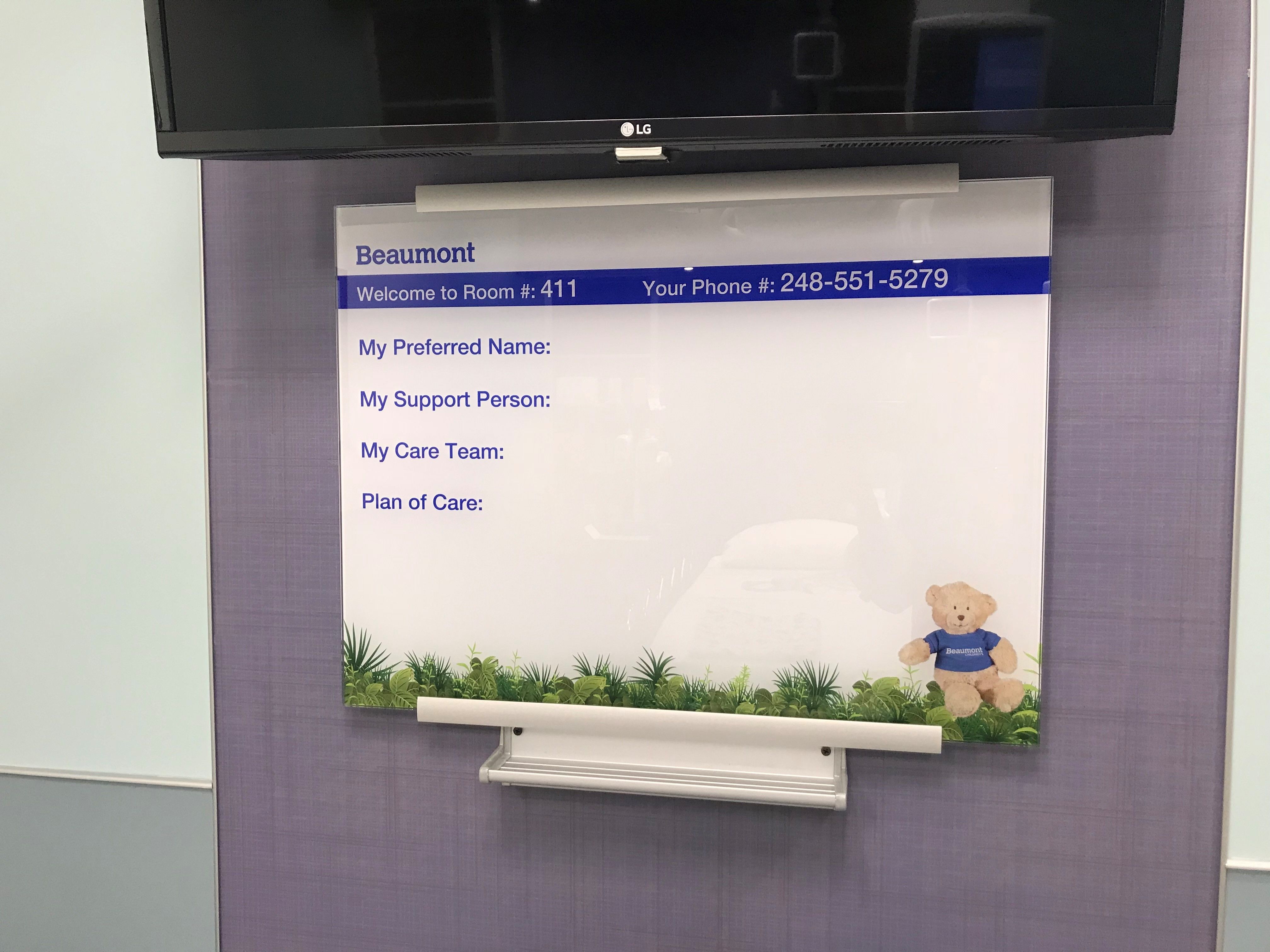 Custom glass whiteboard 