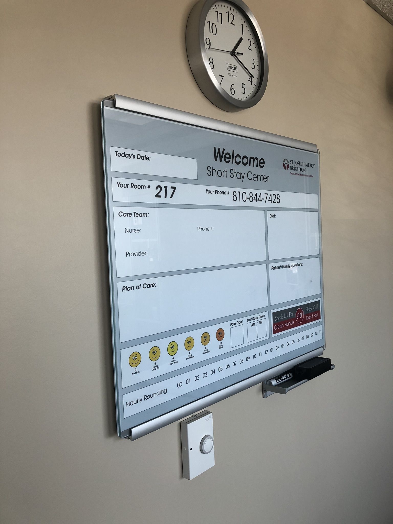 Custom glass whiteboard