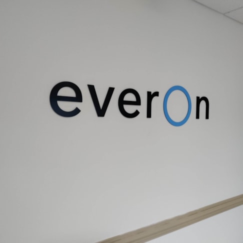 Wall Murals & Graphics