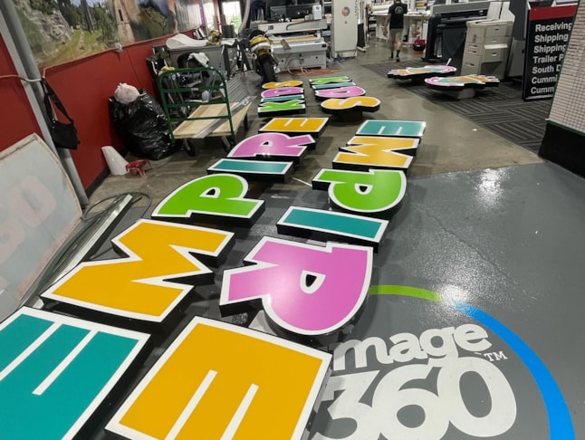 Changeable Letter Signs & Message Boards