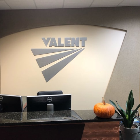 3D Signs & Dimensional Letters