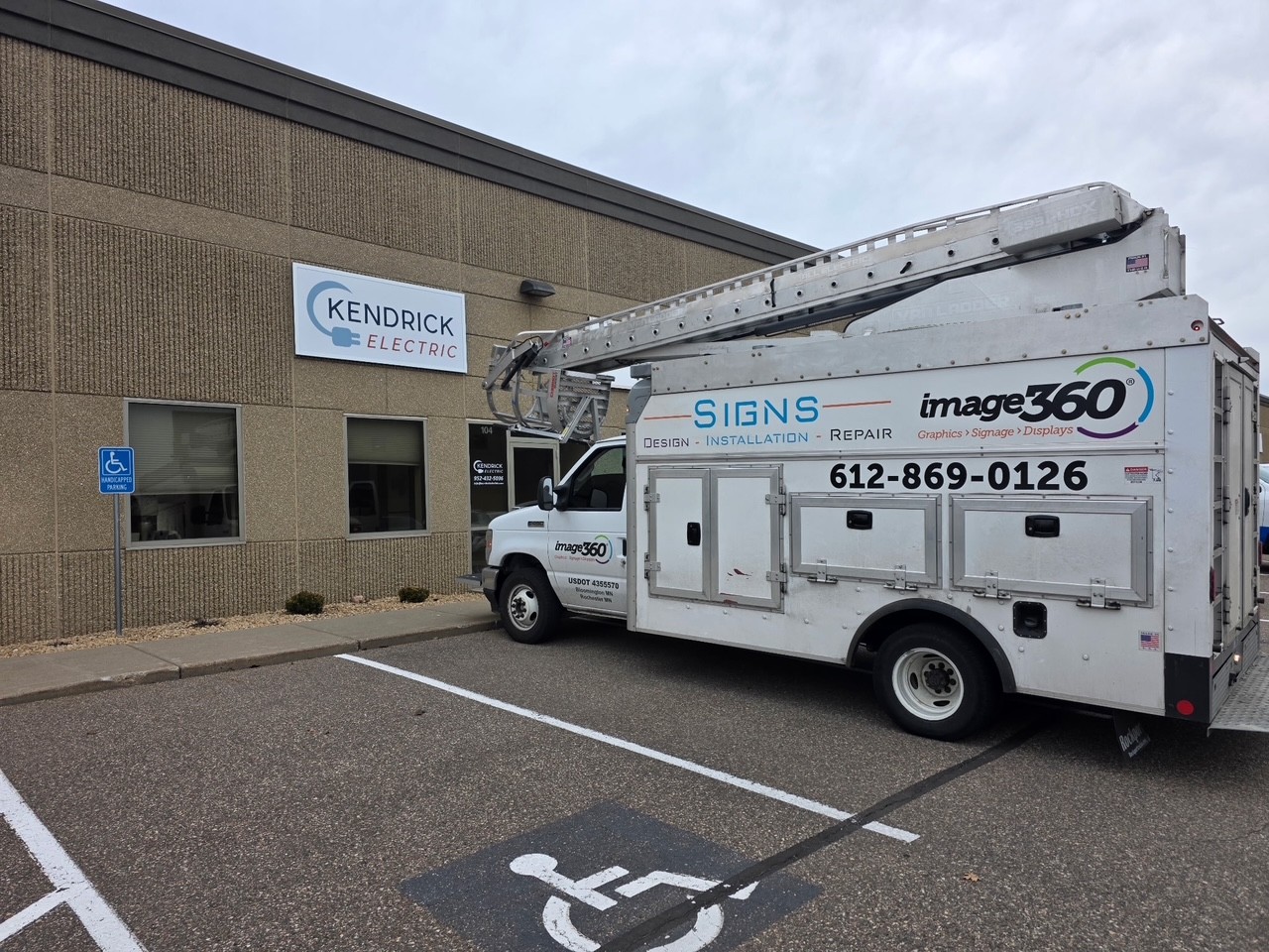 Custom Sign Printing Services