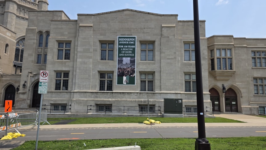 Fabric & Vinyl Outdoor Banners