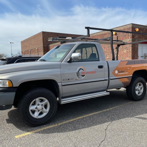 Vehicle Graphics & Lettering