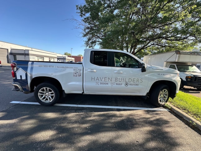 Vehicle Graphics & Lettering