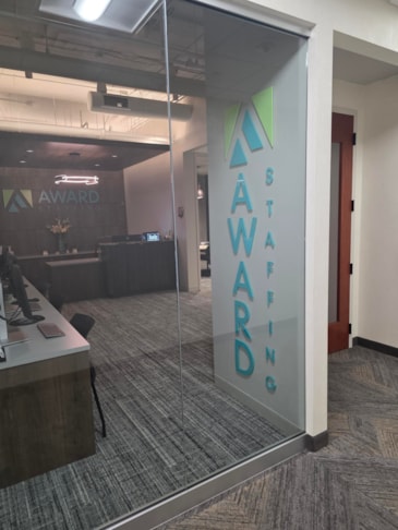 Custom Acrylic & Plastic Displays