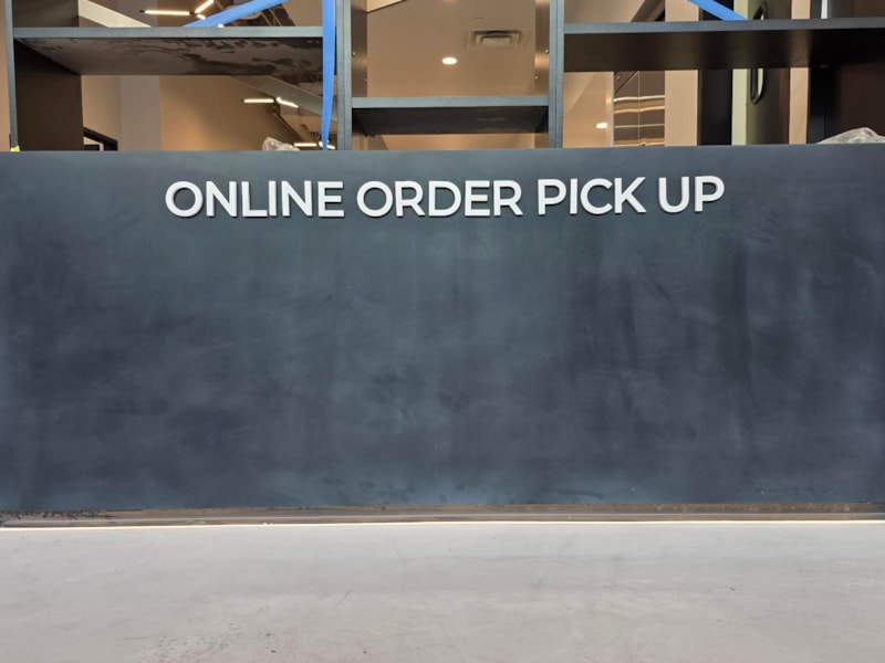 Custom Acrylic & Plastic Displays