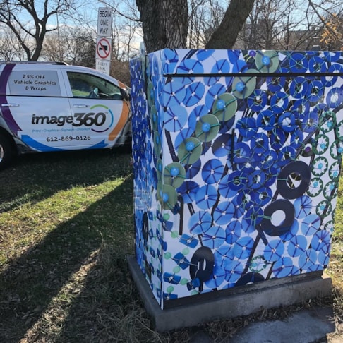 Custom Decals, Wraps & Lettering