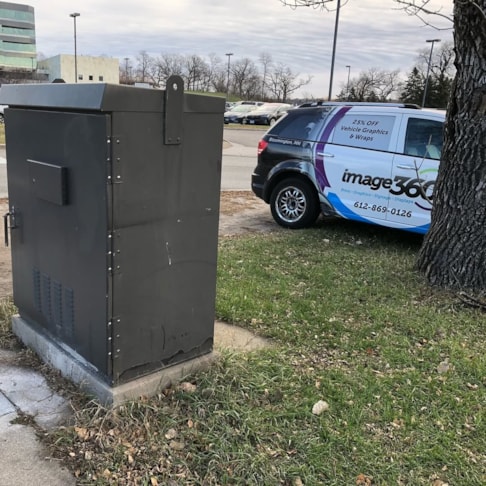 Custom Decals, Wraps & Lettering