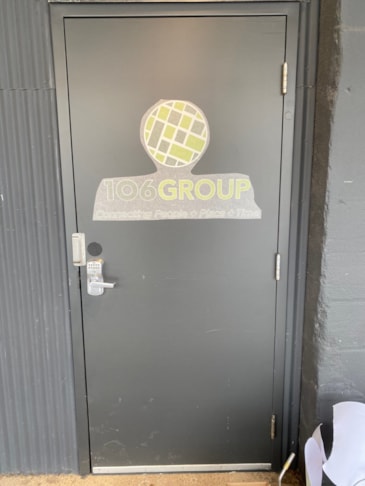 Custom Decals, Wraps & Lettering