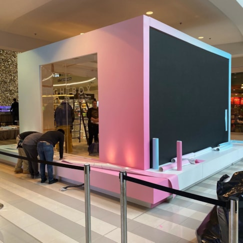 Custom Decals, Wraps & Lettering