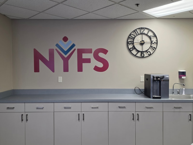 Wall Murals & Graphics