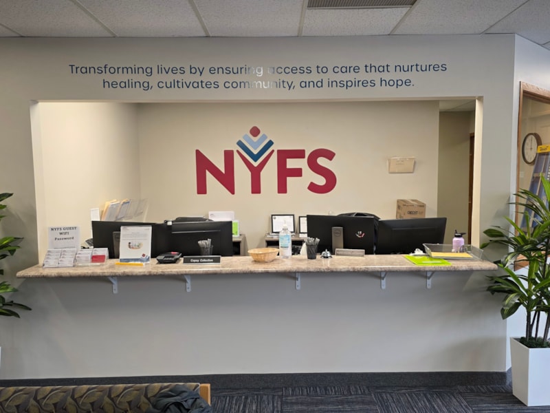 Wall Murals & Graphics