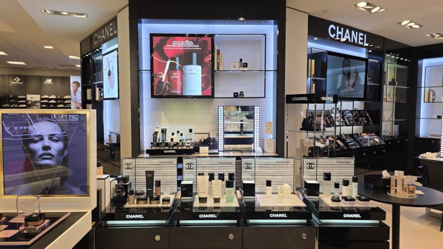 Wall Murals & Graphics