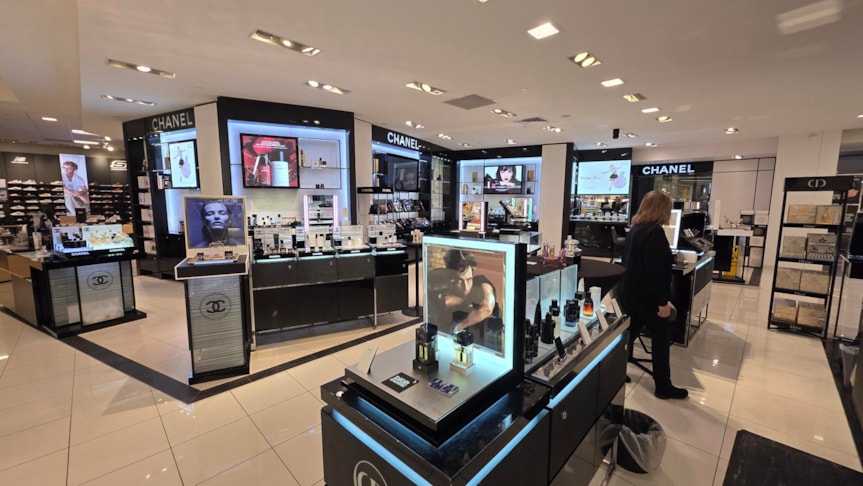 Wall Murals & Graphics