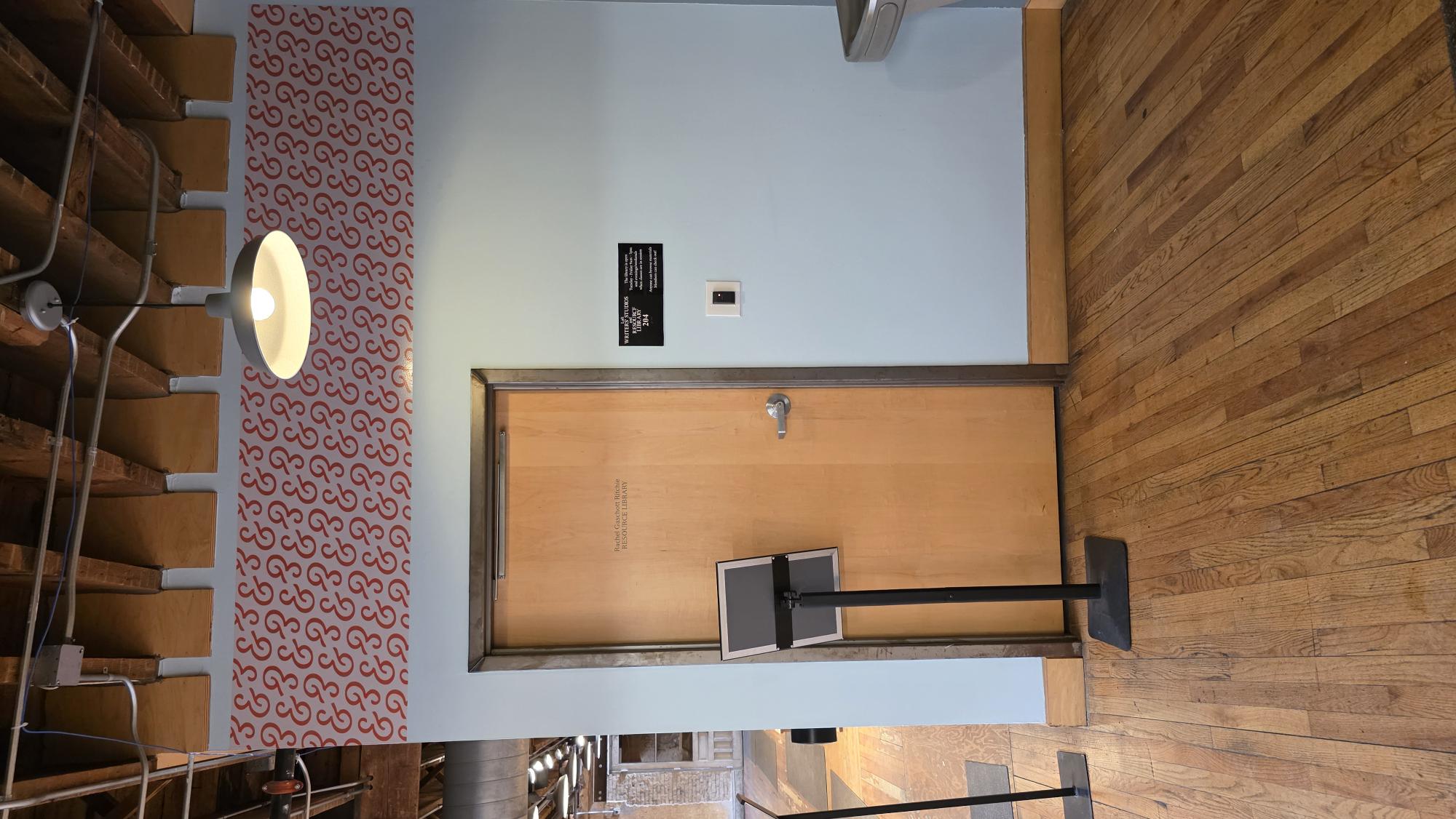 Wall Murals & Graphics