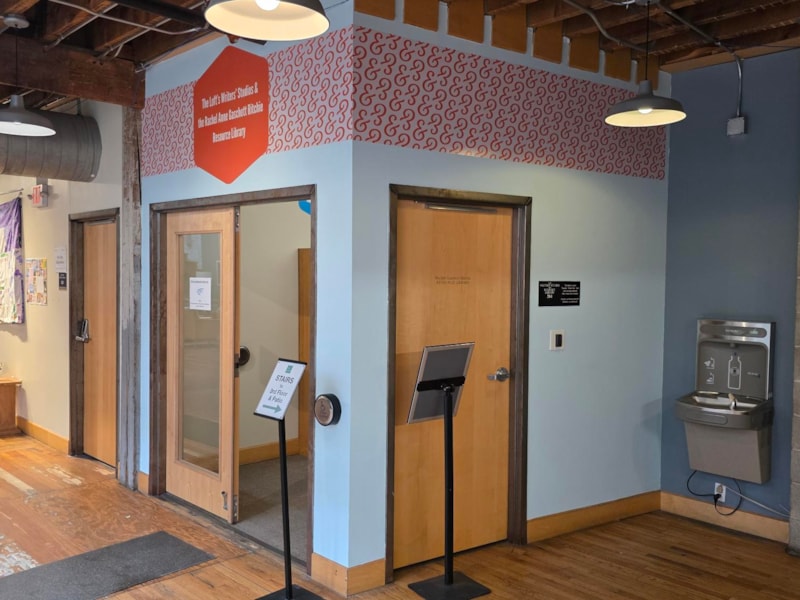 Wall Murals & Graphics