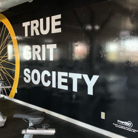 Wall Murals & Graphics