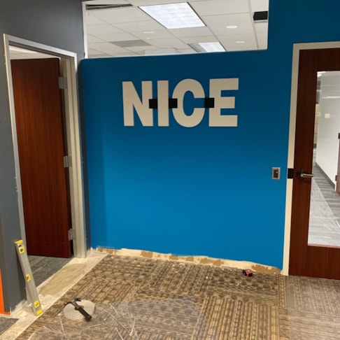 Wall Murals & Graphics