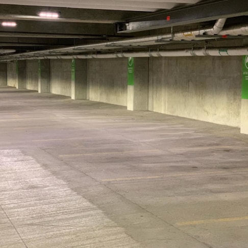 Wall Murals & Graphics