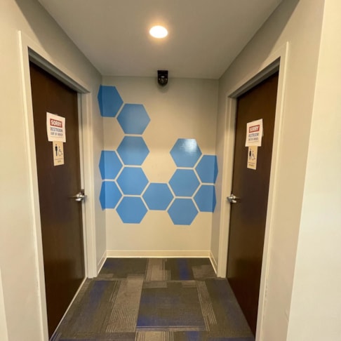 Wall Murals & Graphics