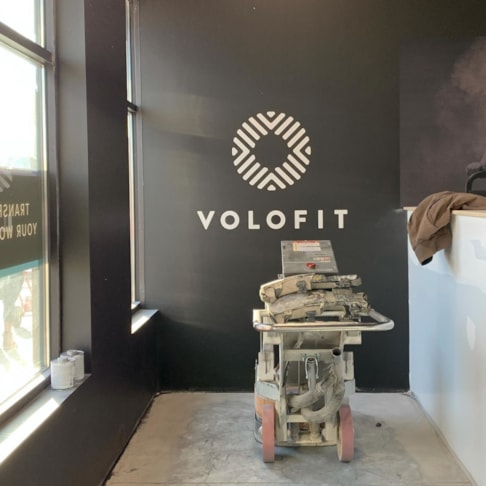 Wall Murals & Graphics