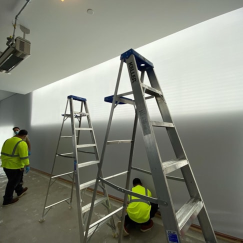 Wall Murals & Graphics