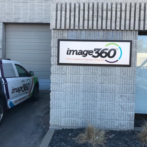 Metal Signs and Displays