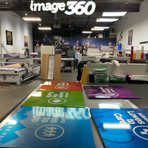 Metal Signs and Displays