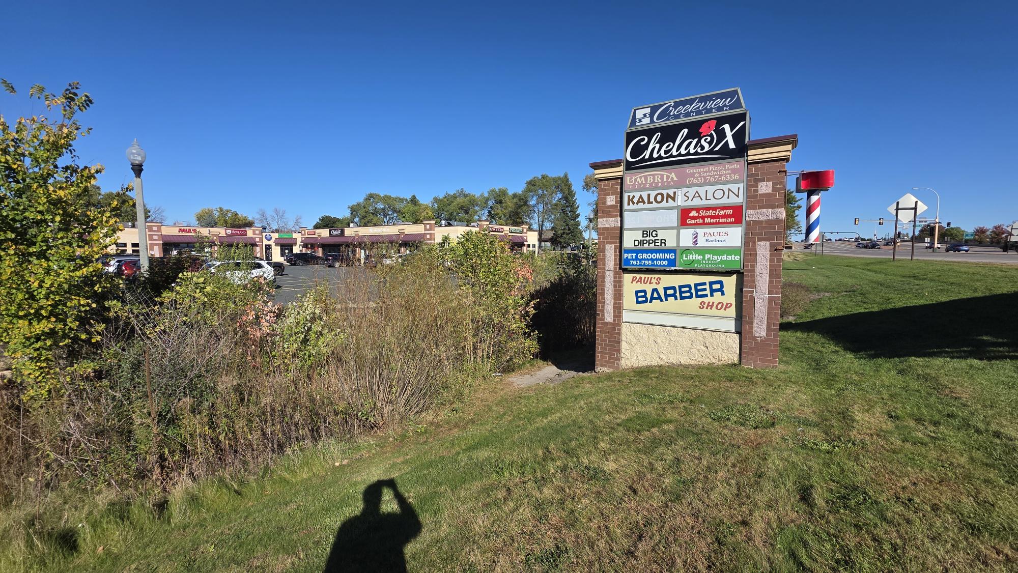 Pylon & Pole Signs | Plastic