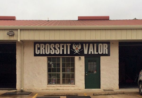  - Image360-Round-Rock-TX-Metal-Signage-Crossfit-Valor