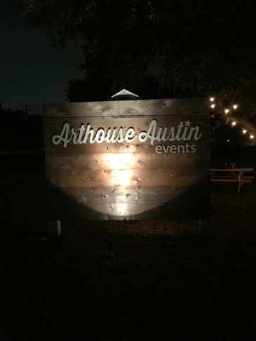 Exterior & Outdoor Signage