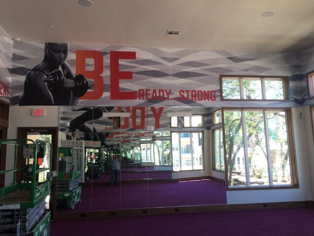 Wall Murals & Graphics