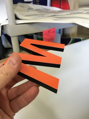 3D Signs & Dimensional Lettering