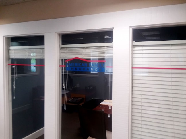 Window Decals, Signage & Graphics